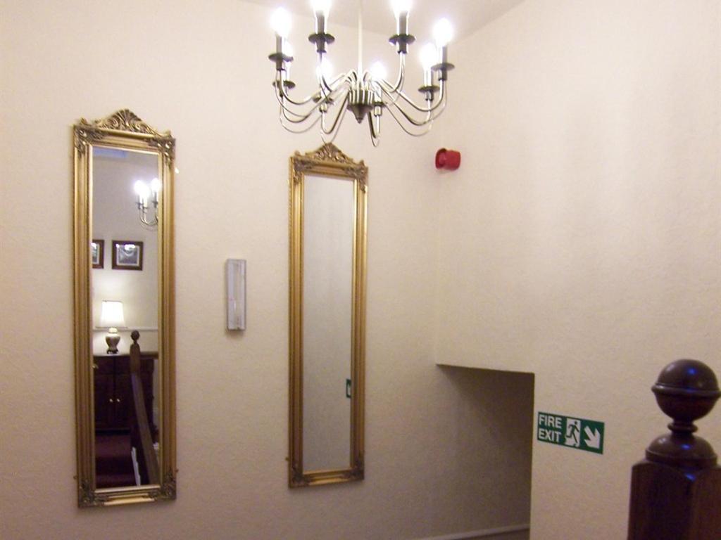 Powys Lodge Скарборо Экстерьер фото